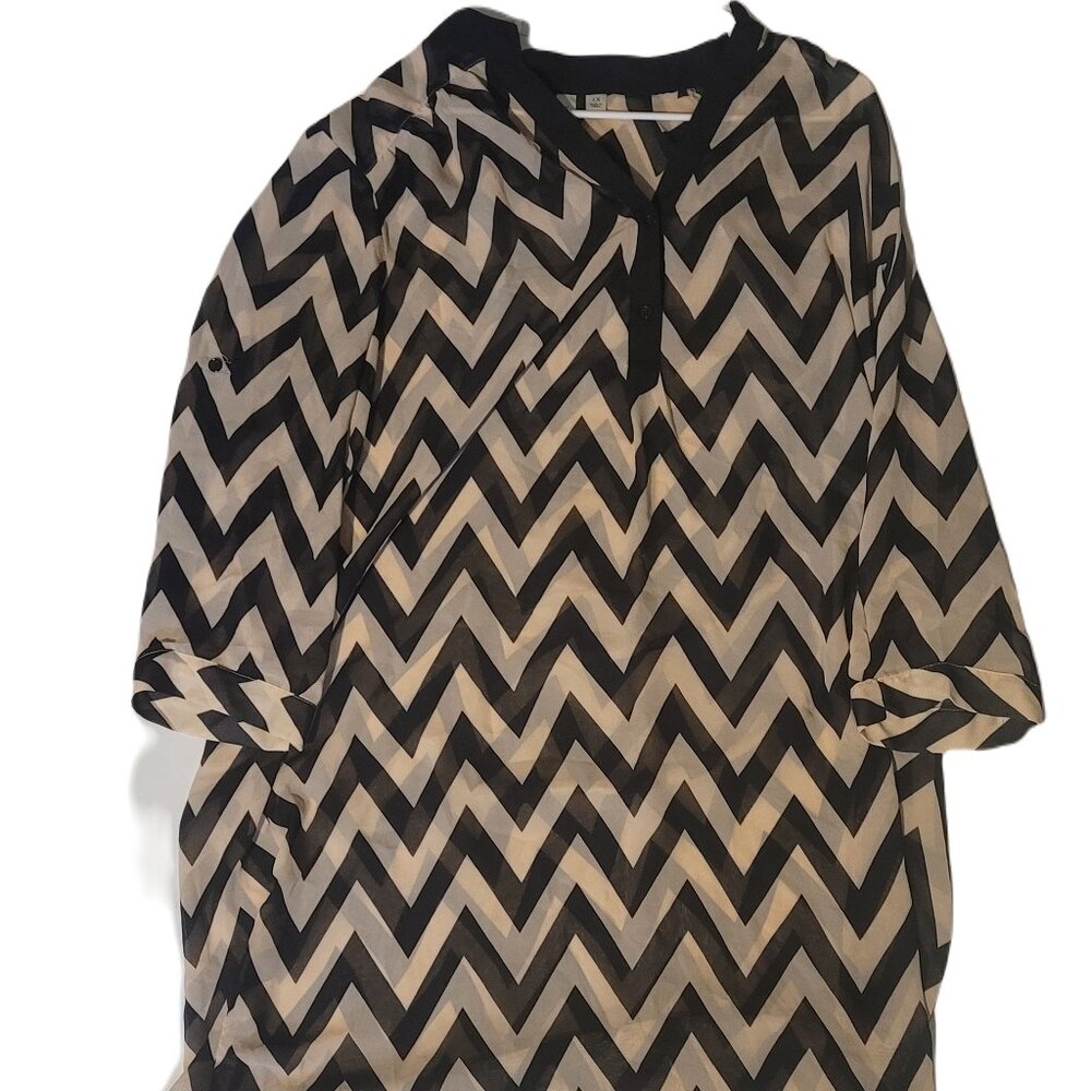 Tacera Women’s Blouse Size 1X Mid Sleeve Black And Ivory